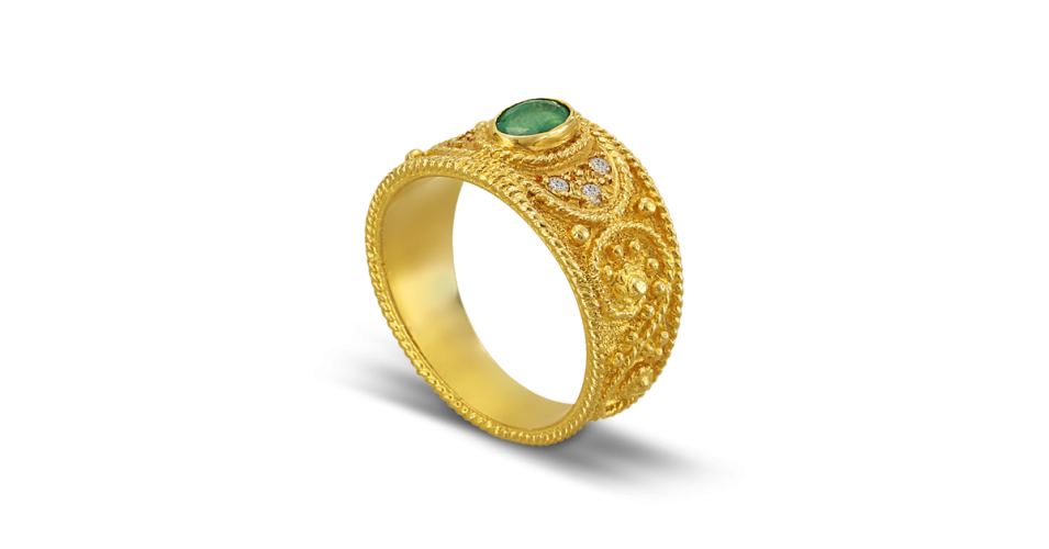 Byzantine Ring with Emerald and Diamonds